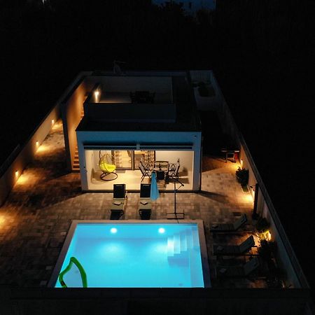 Holiday House Sara With Heated Pool Privlaka  Exterior foto