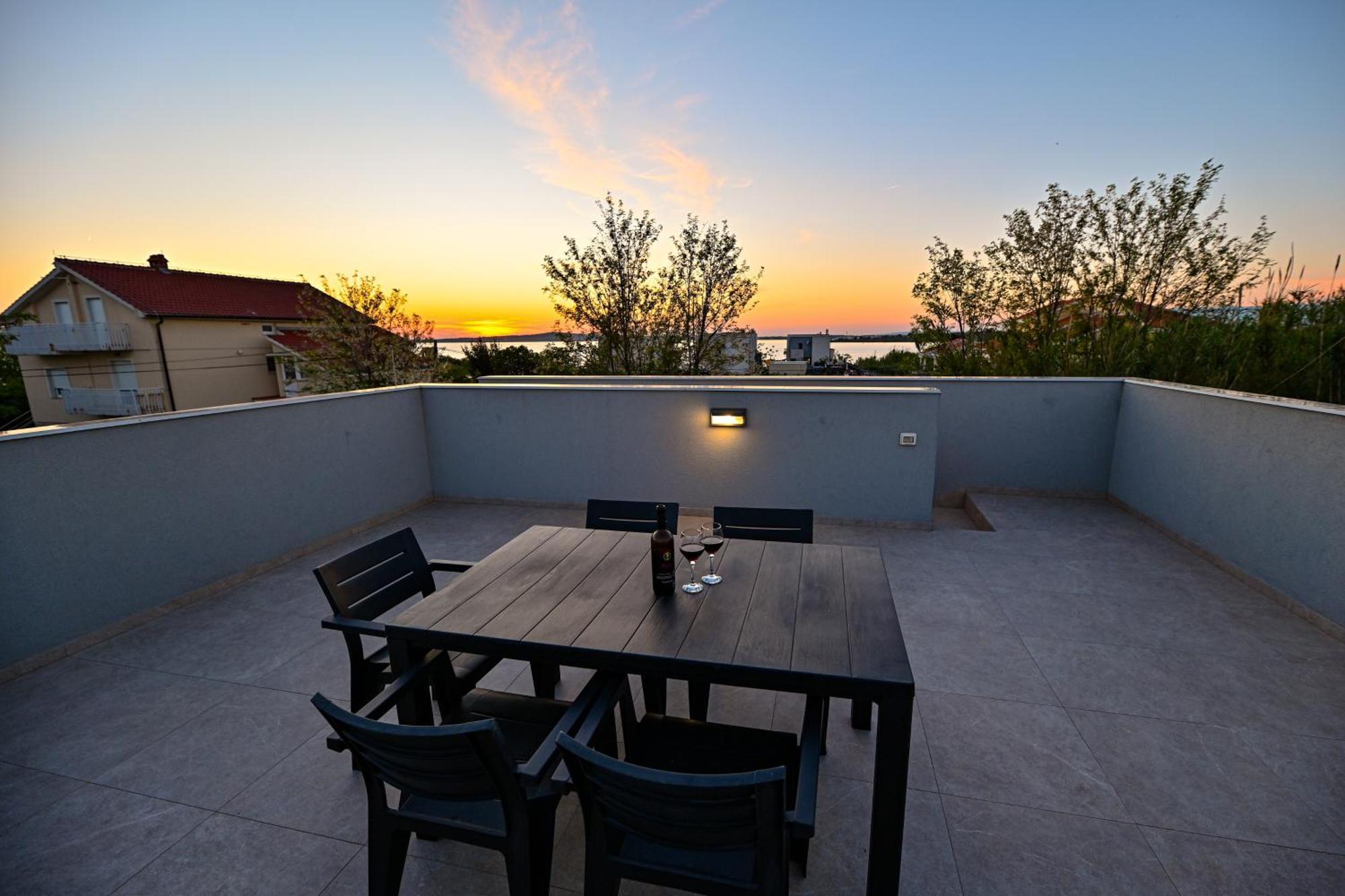 Holiday House Sara With Heated Pool Privlaka  Exterior foto